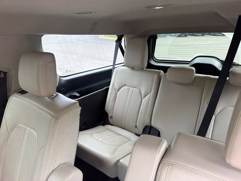 Used 2020 Ford Expedition Max Platinum AWD/4WD image 11