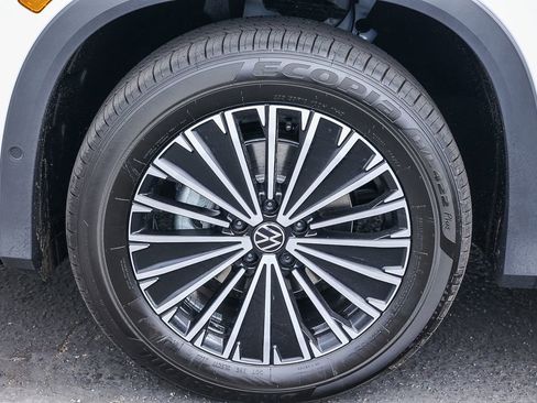 New 2025 Volkswagen Tiguan S image 10