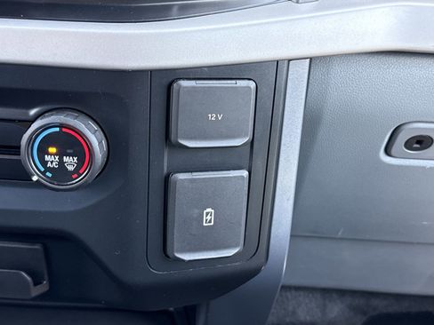 Used 2023 Ford F150 XLT AWD/4WD image 28