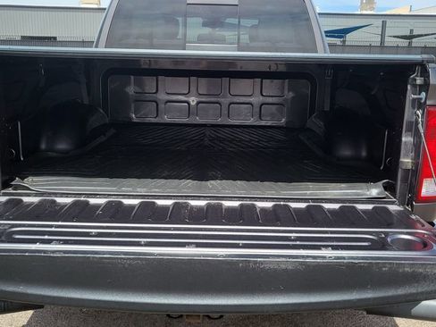 Used 2019 RAM 1500 Classic SLT w/ Luxury Group AWD/4WD image 11