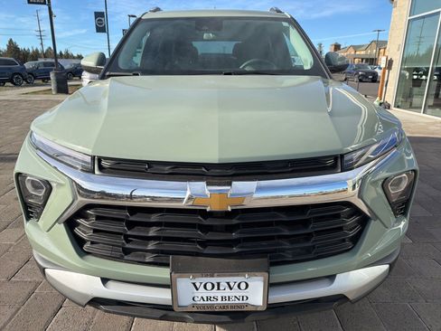 Used 2025 Chevrolet TrailBlazer LT image 6