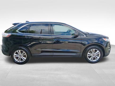 Used 2017 Ford Edge SEL w/ Equipment Group 201A AWD/4WD image 4