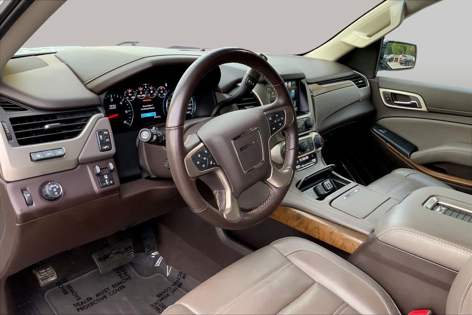 Used 2019 GMC Yukon Denali w/ Open Road Package RWD image 15