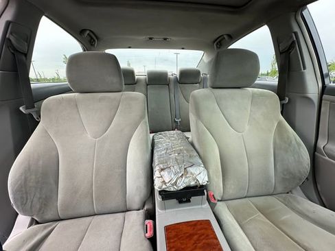 Used 2009 Toyota Camry XLE FWD image 28