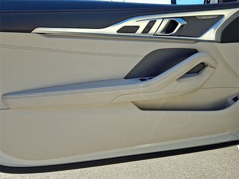 Used 2019 BMW M850i xDrive Convertible image 12