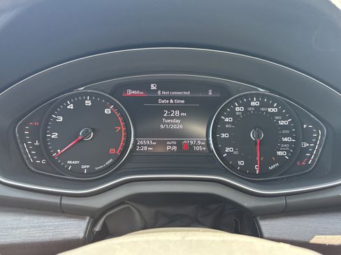 Used 2023 Audi Q5 2.0T Premium w/ Convenience Package AWD/4WD image 23