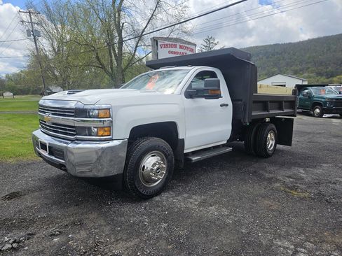 Used 2018 Chevrolet Silverado 3500 W/T w/ WT Convenience Package AWD/4WD image 1