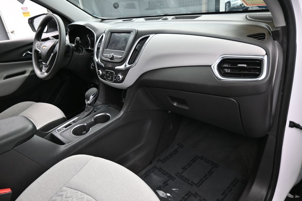 Used 2024 Chevrolet Equinox LS w/ LS Convenience Package FWD image 43