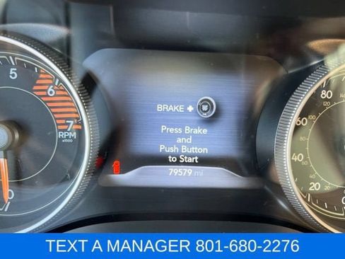 Used 2019 Jeep Cherokee Trailhawk AWD/4WD image 17