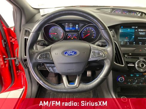 Used 2018 Ford Focus RS AWD/4WD image 8