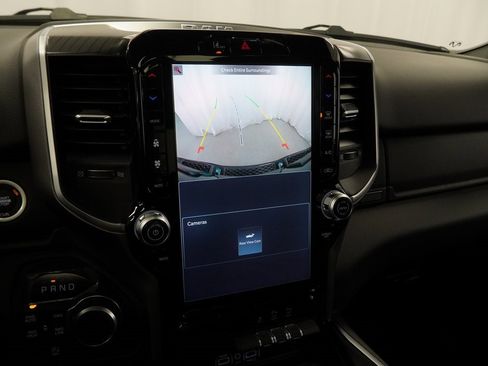 New 2026 RAM 1500 4x4 Crew Cab image 23