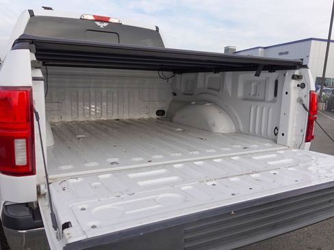 Used 2020 Ford F150 Lariat image 25