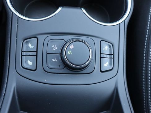 Used 2023 GMC Terrain SLE w/ Driver Convenience Package FWD image 14