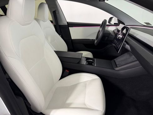 Used 2025 Tesla Model 3 Long Range image 33