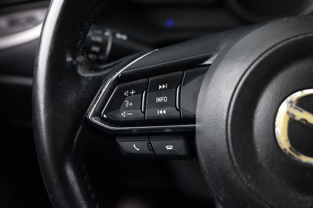 Used 2017 MAZDA MAZDA3 Touring FWD image 29