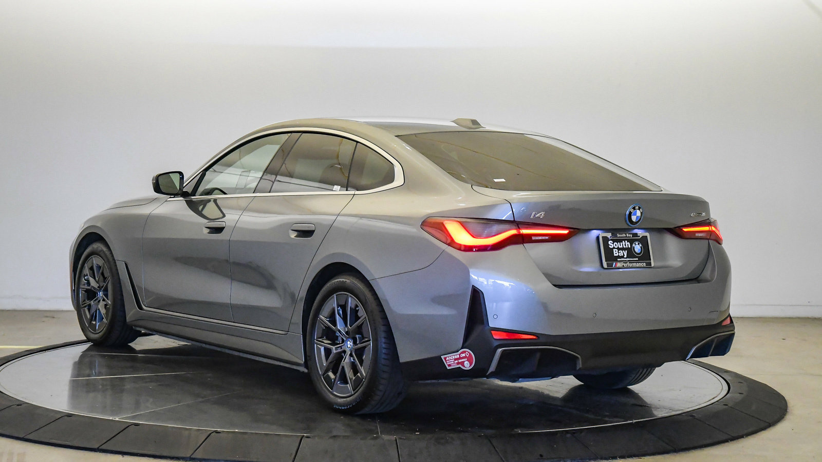 Certified 2024 BMW i4 eDrive35 w/ Convenience Package RWD image 2