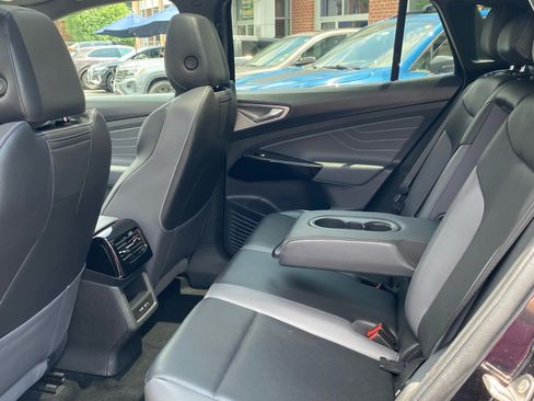 Certified 2023 Volkswagen ID.4 Pro S AWD/4WD image 19