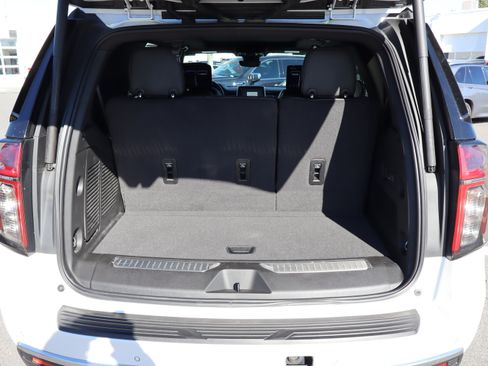 Certified 2024 Chevrolet Tahoe High Country w/ Advanced Technology Package image 36