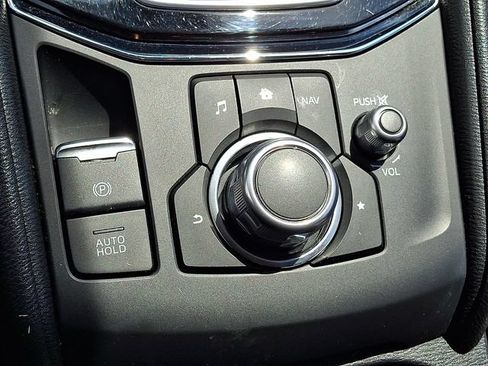Used 2018 MAZDA CX-5 Touring w/ Preferred Equipment Package AWD/4WD image 25