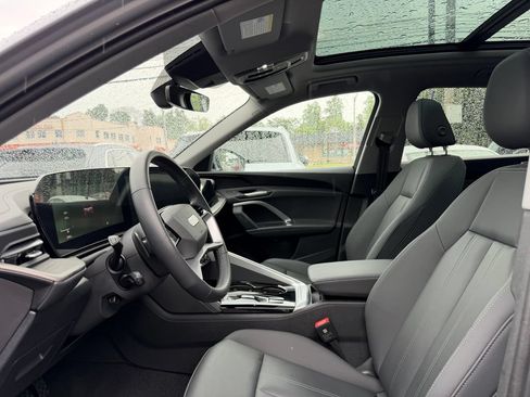 Used 2025 Audi Q5 Premium w/ Convenience Package AWD/4WD image 18