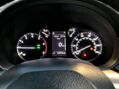 Used 2020 Lexus GX 460 Premium image 13