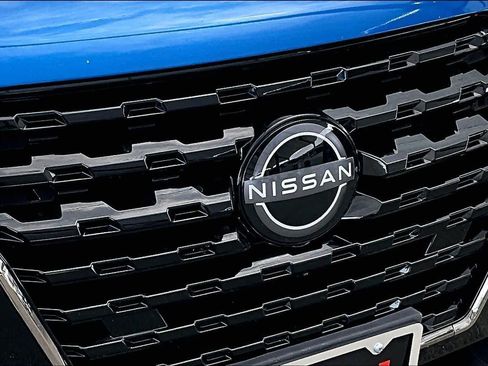 Certified 2023 Nissan Kicks SR FWD image 29