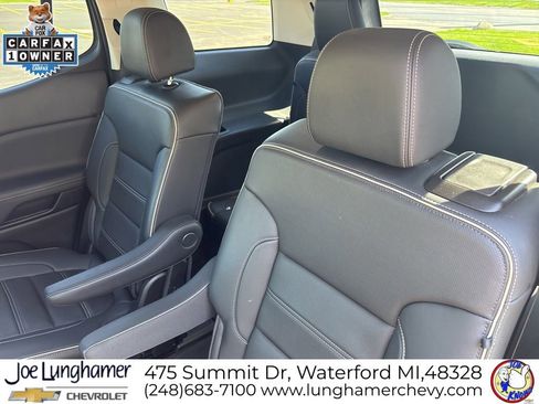 Used 2023 GMC Acadia Denali w/ Denali Ultimate Package AWD/4WD image 13