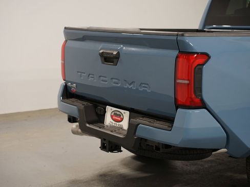 New 2026 Toyota Tacoma SR5 AWD/4WD image 9