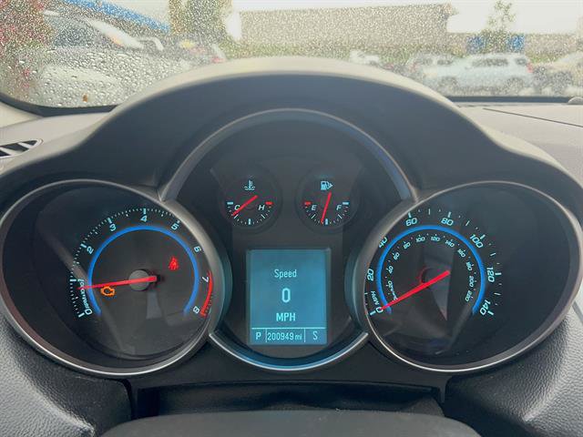Used 2012 Chevrolet Cruze LT FWD image 19