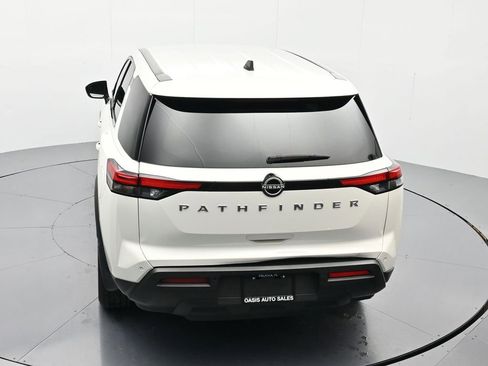 Used 2024 Nissan Pathfinder S image 34