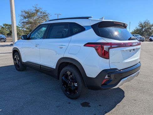 New 2026 Kia Seltos EX w/ EX Sunroof Package image 7