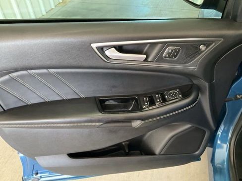 Used 2019 Ford Edge ST image 5