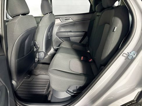 New 2026 Kia Sportage S image 19