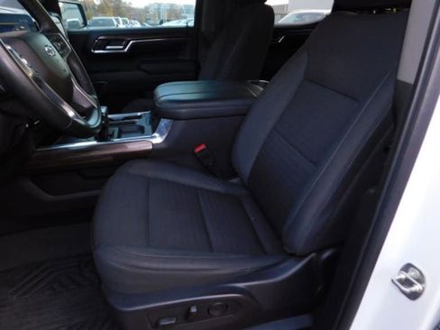 Used 2024 Chevrolet Silverado 1500 LT Trail Boss w/ Protection Package image 13