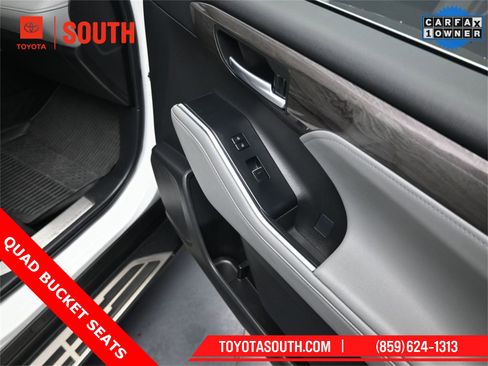 Used 2023 Toyota Highlander Platinum image 38