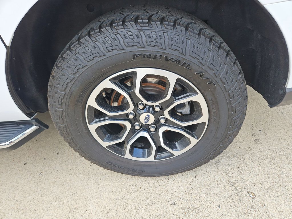 Used 2023 Ford Expedition Max XLT AWD/4WD image 24