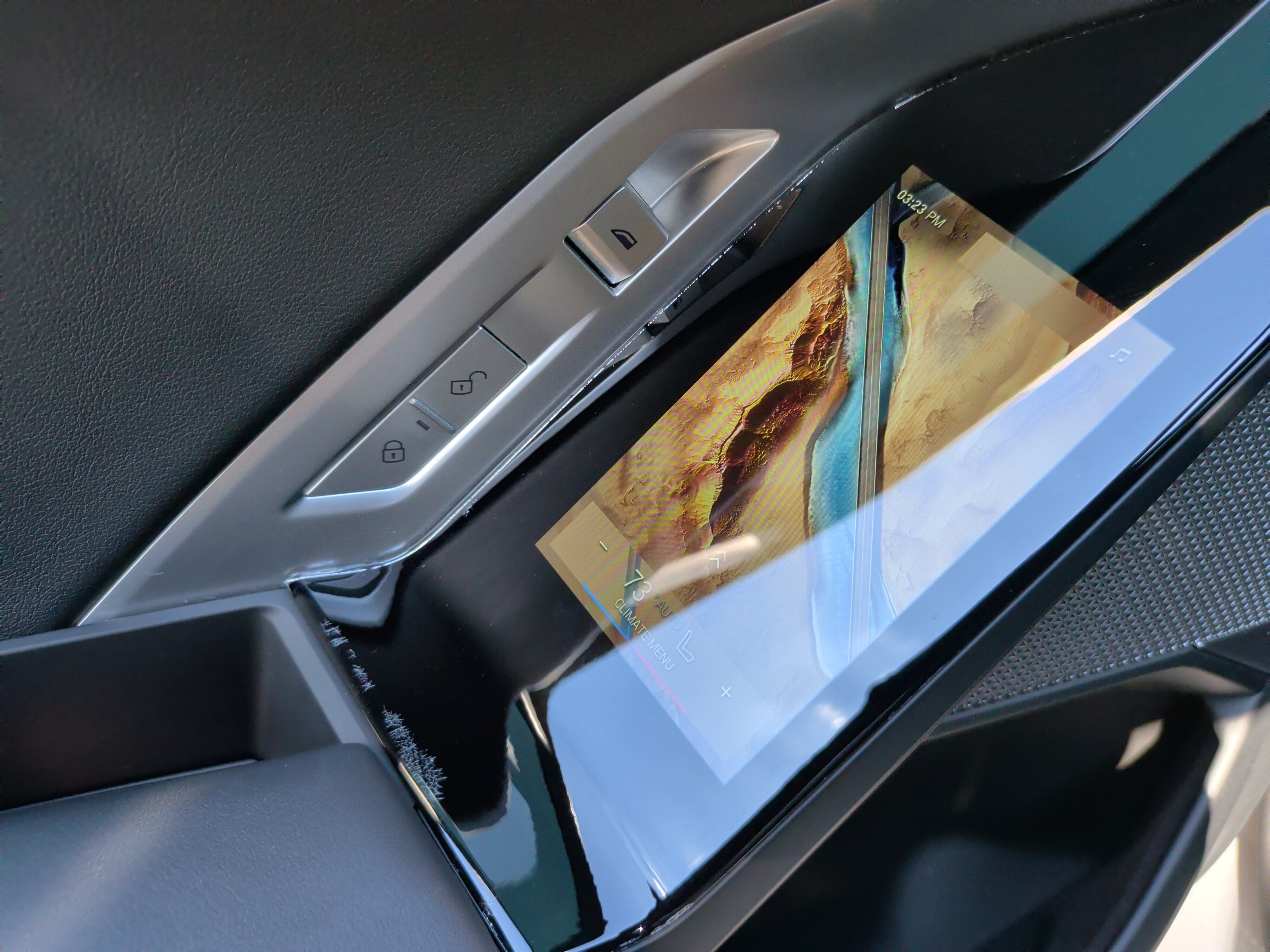 Used 2024 BMW i7 eDrive50 w/ M Sport Package RWD image 39