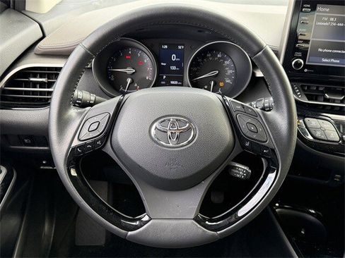 Certified 2021 Toyota C-HR Limited image 13
