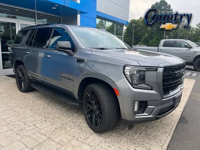 Used 2021 GMC Yukon SLT w/ SLT Luxury Package