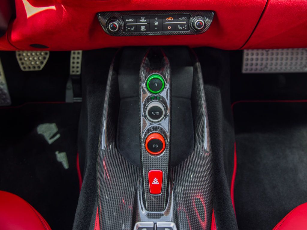 Used 2019 Ferrari 812 Superfast RWD image 28
