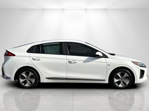 Used 2019 Hyundai Ioniq Electric FWD image 2