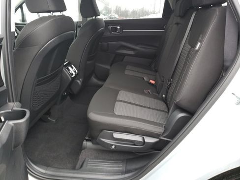New 2026 Kia Sorento LX FWD image 22