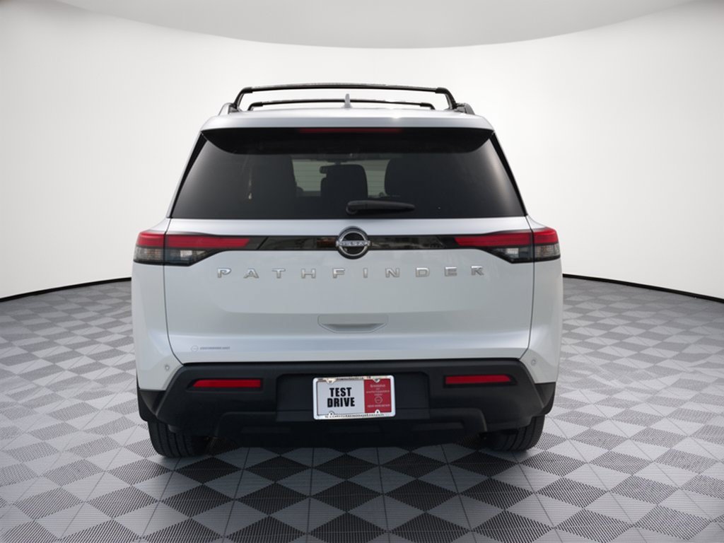 Used 2025 Nissan Pathfinder SV FWD image 15