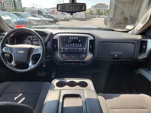 Used 2018 Chevrolet Silverado 1500 LT w/ All Star Edition AWD/4WD image 8