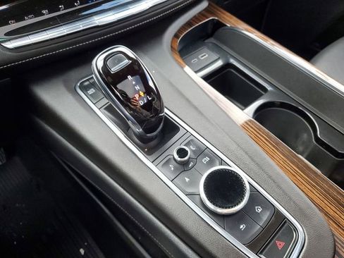 Used 2021 Cadillac Escalade ESV Premium Luxury image 19