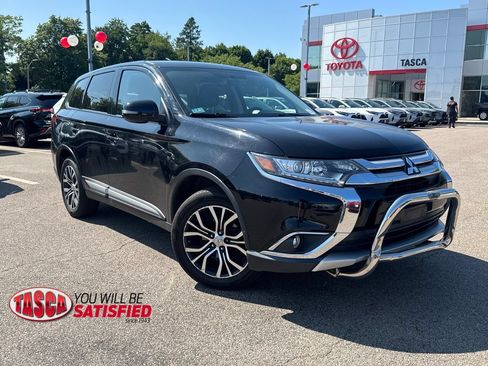 Used 2016 Mitsubishi Outlander SE AWD/4WD image 1