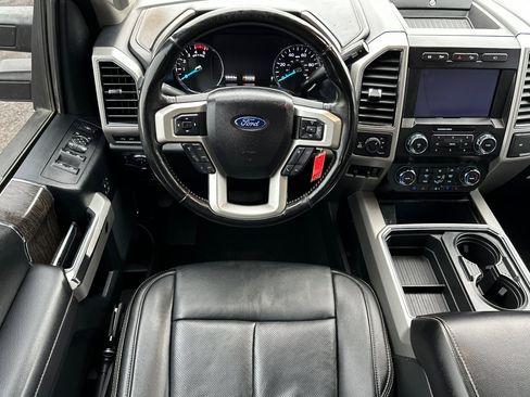 Used 2021 Ford F250 Lariat w/ Chrome Package image 15