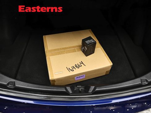 Used 2018 Tesla Model 3 Long Range AWD/4WD image 9