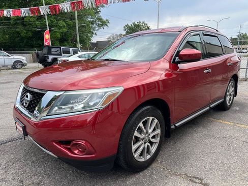 Used 2015 Nissan Pathfinder S FWD image 4