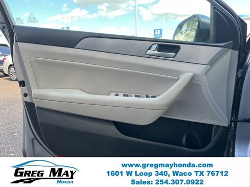 Used 2016 Hyundai Sonata SE FWD image 20